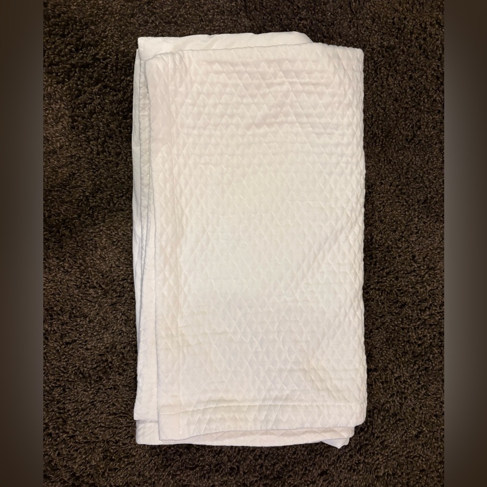 Pottery Barn Kids Crib Skirt